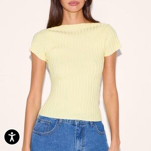 PrettyLittleThing Butter Yellow Ribbed Short Sleeve Top